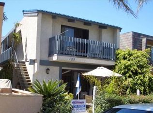 129 2nd St #B, Seal Beach, CA 90740