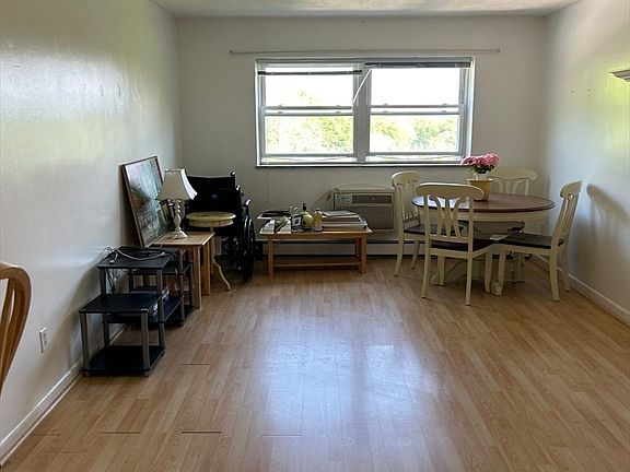 5th image of 5050 Washington St APT 561