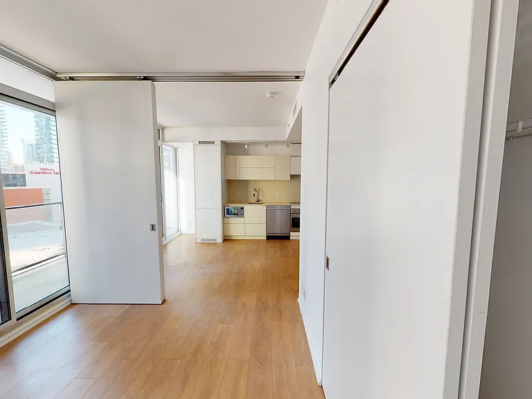 125 Peter St #1212 — Photo 7