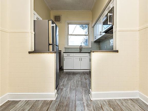 001_100_weirfield_street_2nd_floor-3