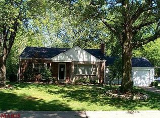 3 Turf Ct, Saint Louis, MO