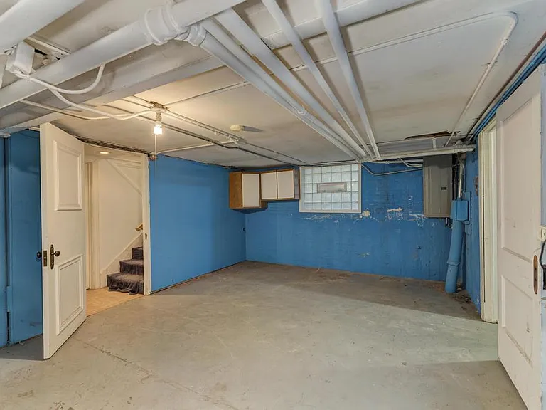 6833 S Cregier Ave — Photo 35