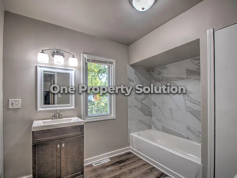 3753 Englehart St — Photo 14