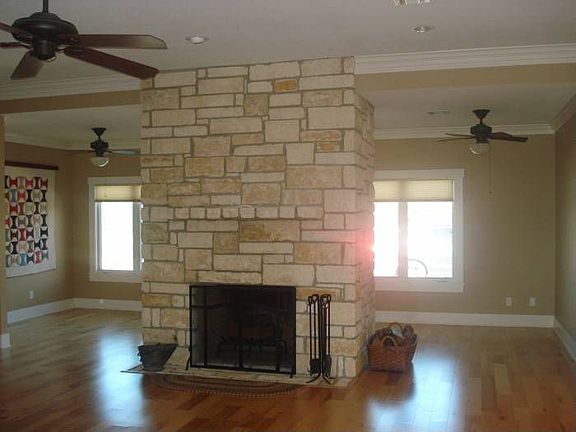 Stone fireplace Main Hm
