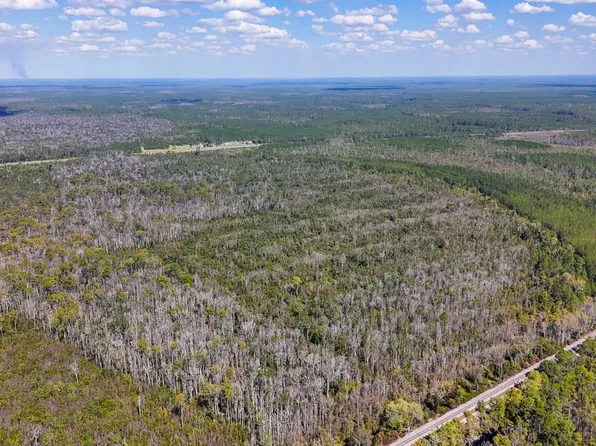 Highway 84, Du Pont, GA 31630