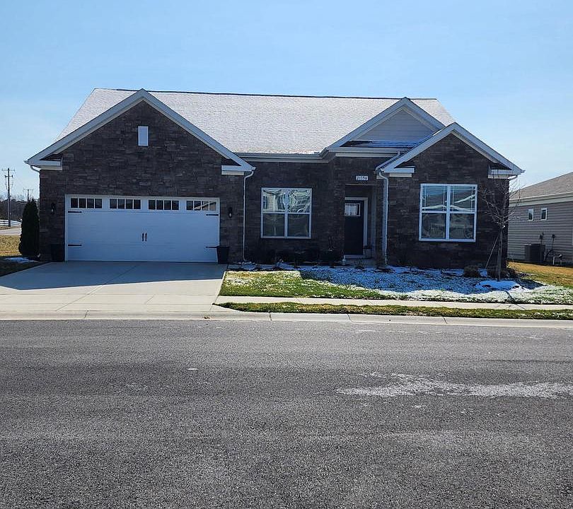 1st image of 21156 Hyacinth Rd