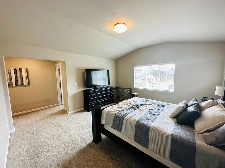 13768 SE 184th Pl — Photo 18