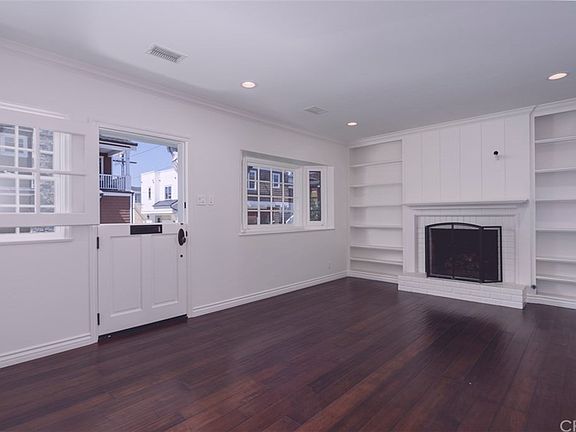2nd image of 501 1/2 Narcissus Ave