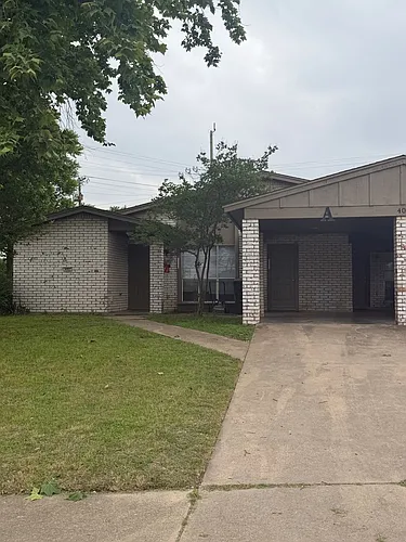 402 Skyline Ave Photo 1