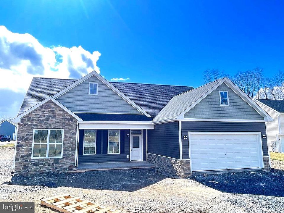 1st image of 19 Wattley Ct