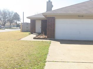 7510 Connie Ln, North Richland Hills, TX 76182