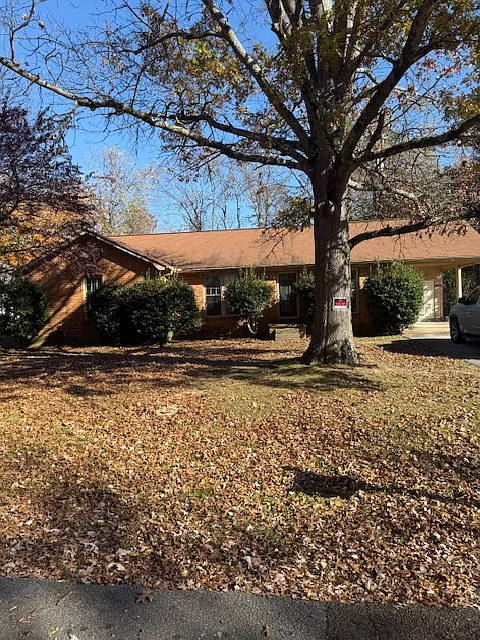 4 bed, 1680 sqft, $2,100 — Photo 1