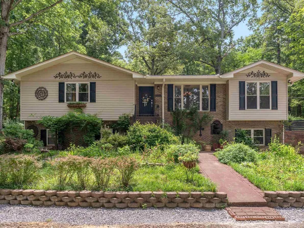 1800 Rex Lake Rd, Leeds, AL 35094