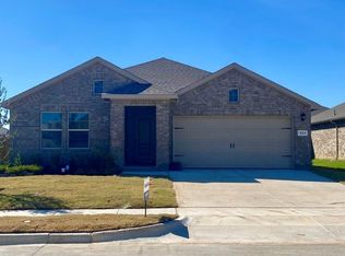 521 Marsh St, Cleburne, TX 76033
