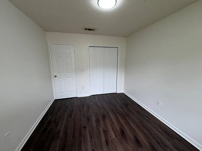 1460 Sunset Blvd #6 — Photo 15