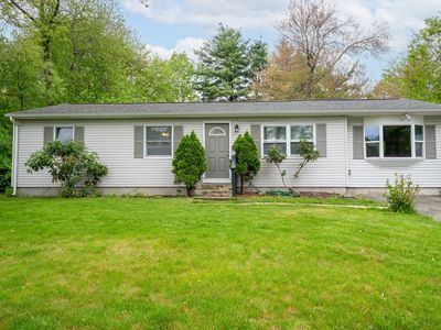 215 Pine Acre Rd, Springfield, MA, 01129