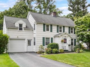 59 Park Ln, Rochester, NY 14625