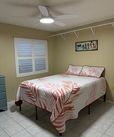 927 Capri Isles Blvd — Photo 9