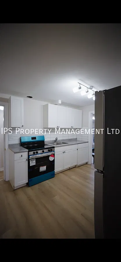 19 Byron St - 4 Bed | 2 Bath — Photo 1