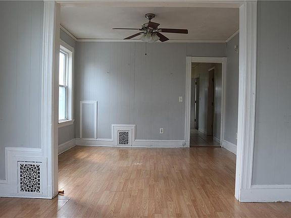 5th image of 257 Doric Ave