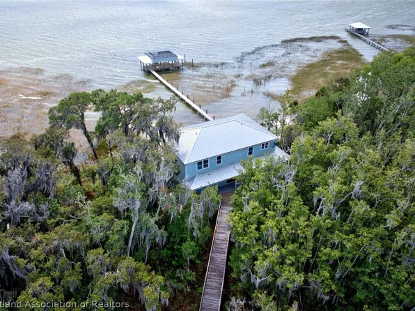 424 Lake Mirror Dr, Lake Placid, FL 33852