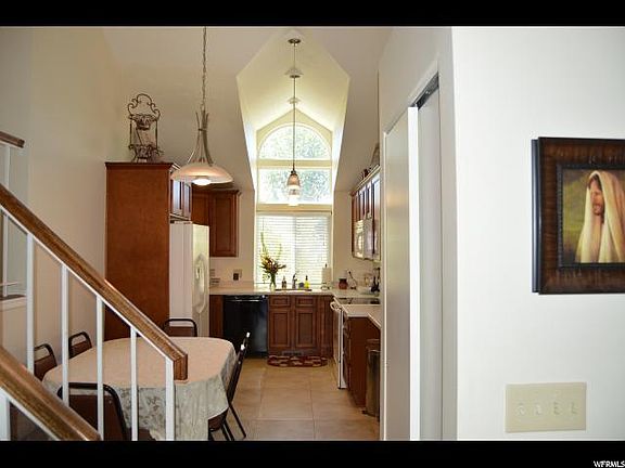 4th image of 9145 S Cripple Creek Cir