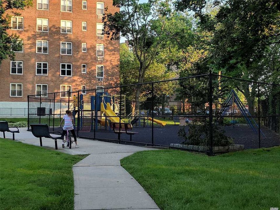 2nd image of 20920 18th Ave APT 5K