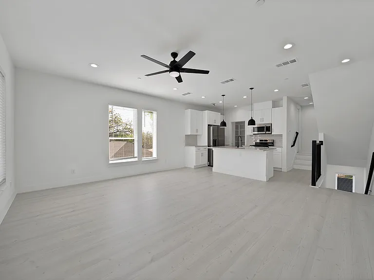 7207 Mohawk Dr #108 — Photo 13