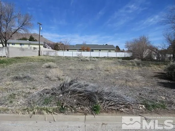 250 Maple Ave, Winnemucca, NV 89445