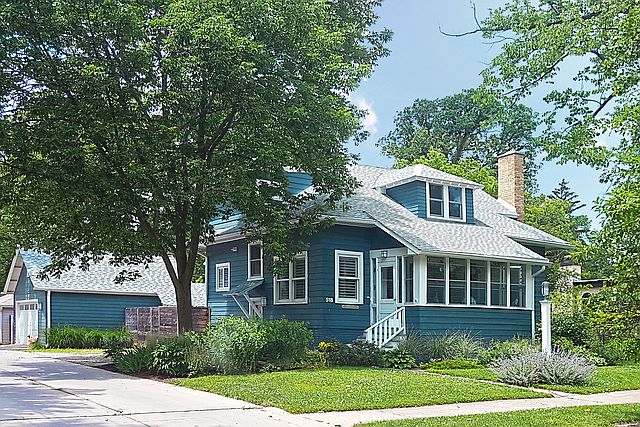 1st image of 518 Rosewood Ave