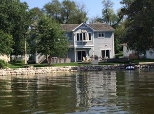 9750 271st Ave, Trevor, WI 53179