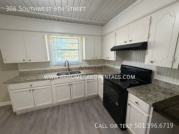 5th image of 306 SW 6th St