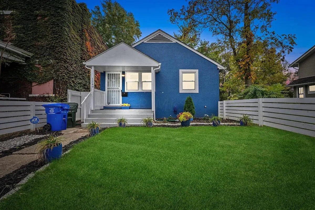 1249 Atcheson St photo 1