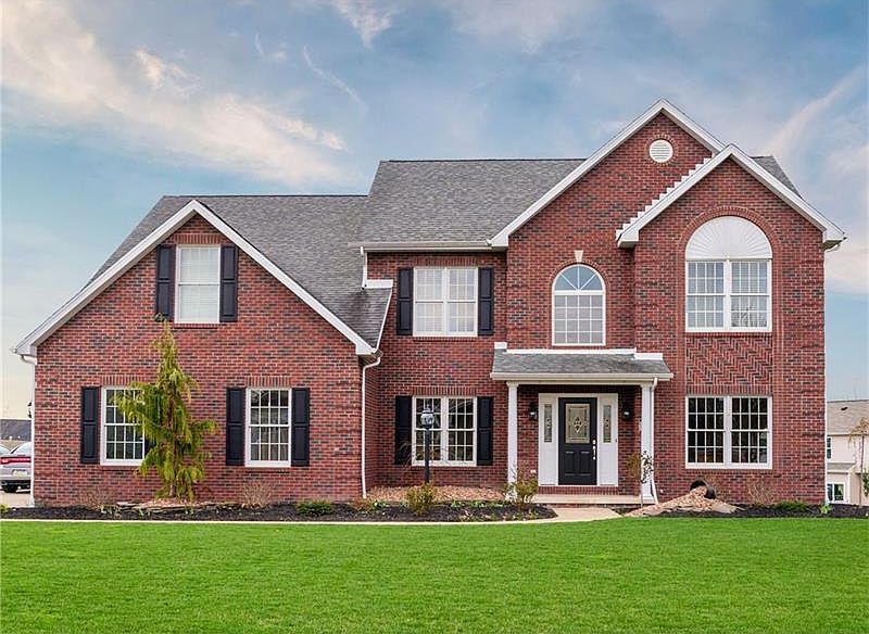 1st image of 304 Alicia Ct