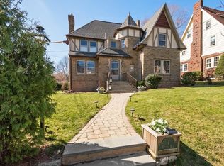 4 Augusta Rd, Milton, MA 02186