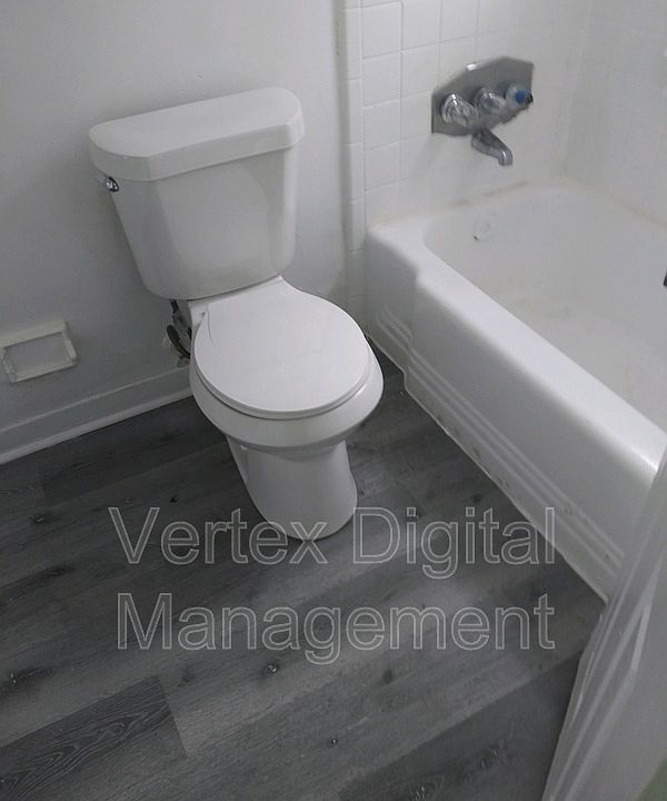 1st image of 1135 Whitaker Dr APT 312