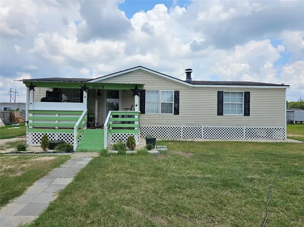 15519 Schank Rd, Conroe, TX 77306