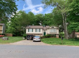 9128 Touchstone Ln, Charlotte, NC 28227