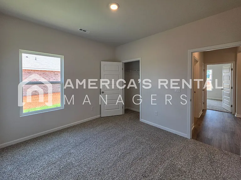 181 Keller Dr — Photo 15
