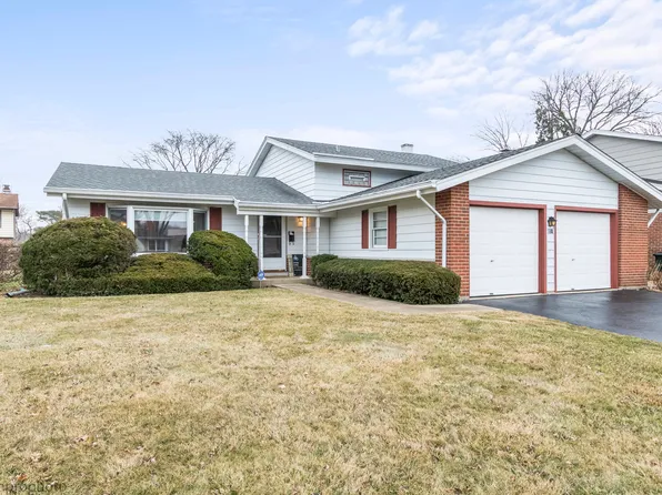 951 Lonsdale Rd, Elk Grove Village, IL 60007