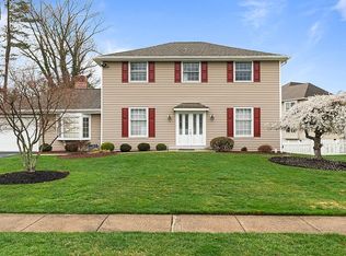 466 Yale Dr, Southampton, PA