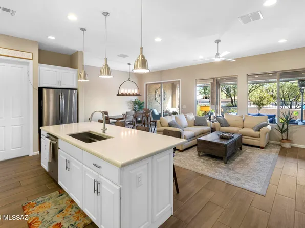 61343 E Flint Dr, Oracle, AZ 85623