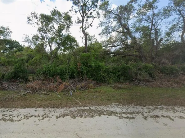 NE 3rd Ave, Okeechobee, FL 34972