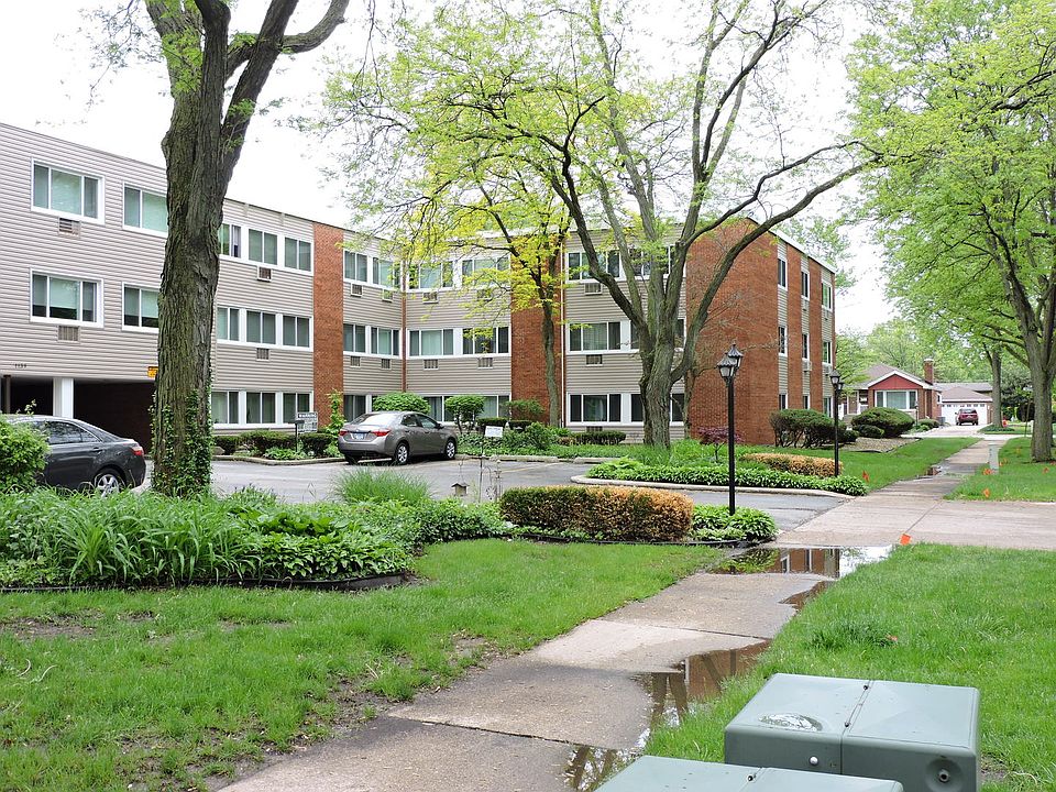 1st image of 1139 Leavitt Ave APT 208