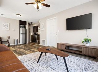1029 N University St APT 3A, Peoria, IL