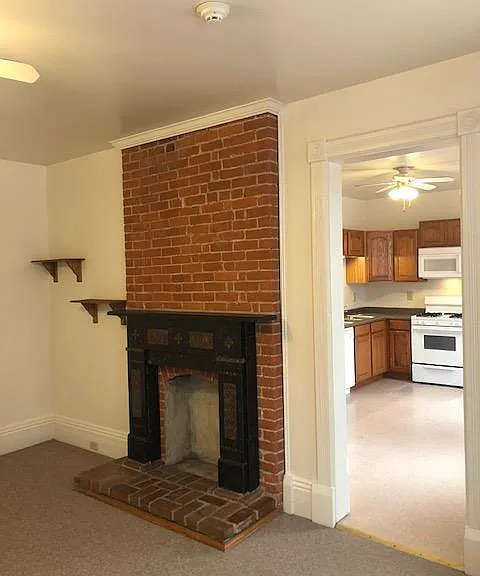 407 Chestnut St #1 — Photo 3