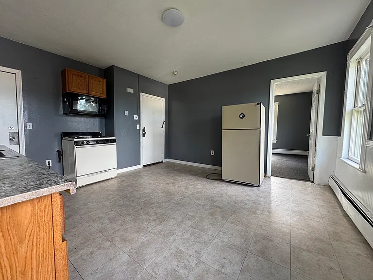 223 High St #N3 — Photo 5