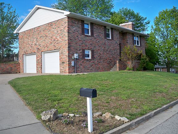 3rd image of 2304 Allison Dr