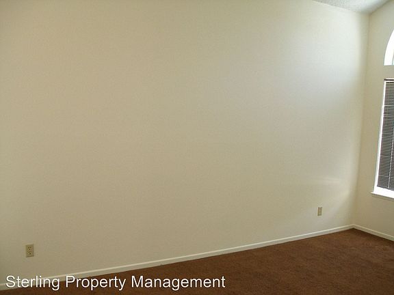 4th image of 3205 Mariner Bay St
