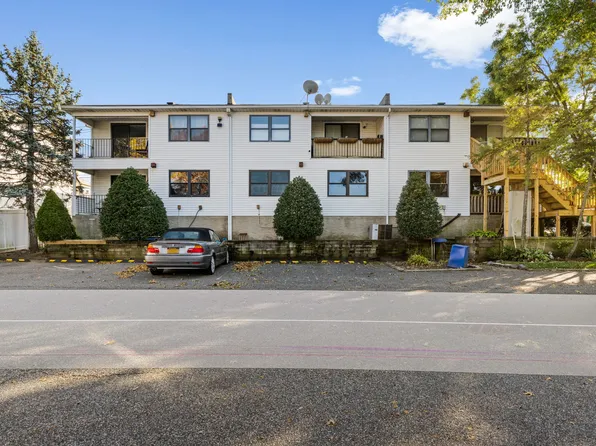 343 Harold Street image 3 of 22